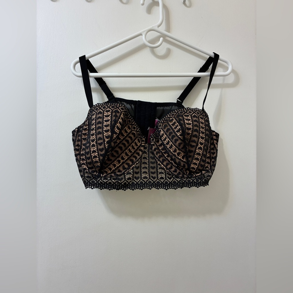 NWT ADORE ME BLACK LACE BRA WOMENS SZ 42C WITH HEART PATTERN